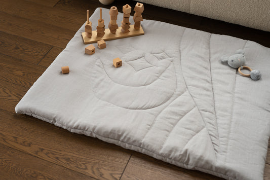Light grey moon linen baby play mat, boxkleed