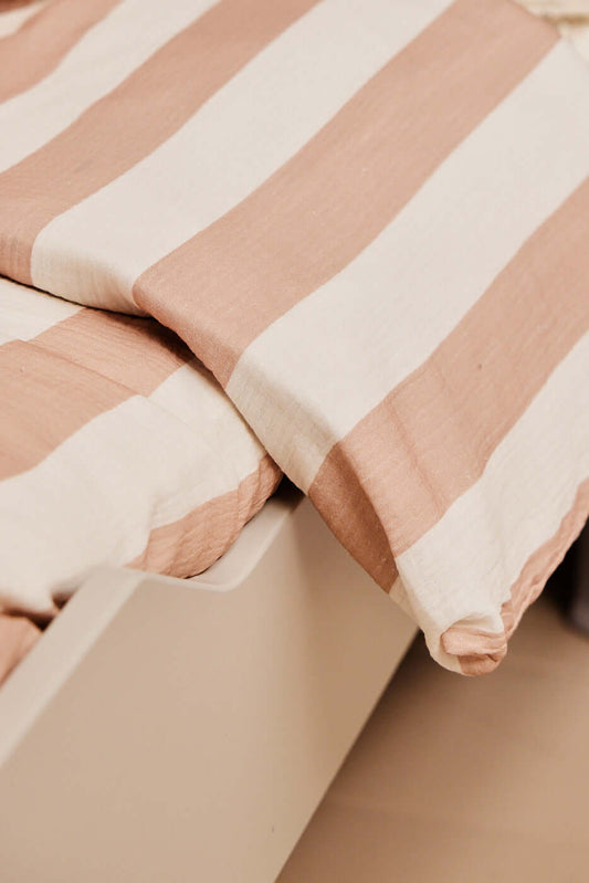 Beddengoed set | Dekbedovertrek and kussensloop - Beige streepjes | Matuu