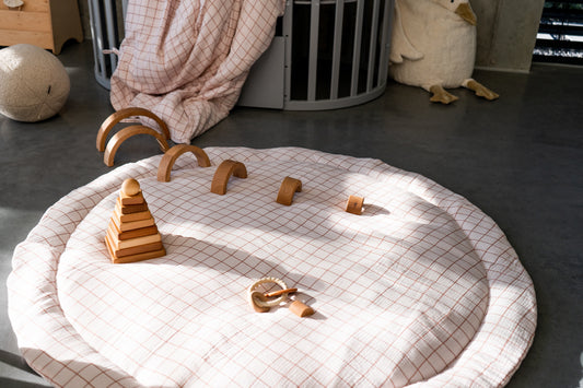 Pink checked - baby play mat, boxkleed