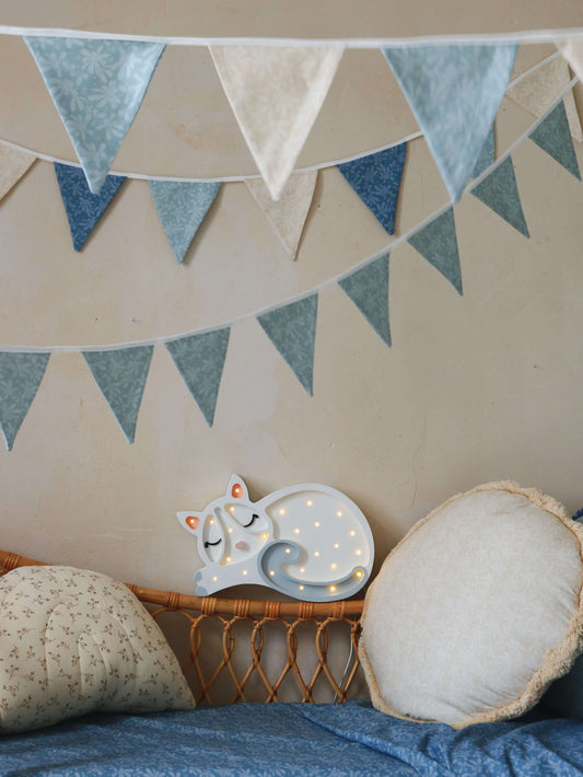 Matuu - Blue&ecru barberries - garland