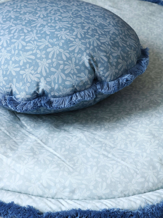 Rond kussen met franjes - marine barbessen patroon | Matuu