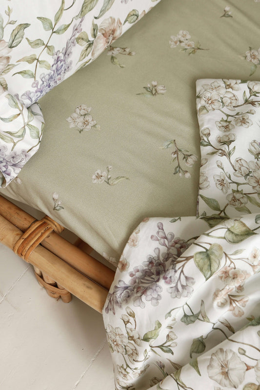 Hoeslaken - Appelbloesem bloemen op groen | Matuu