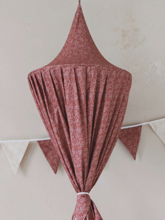 Matuu - Burgundy barberries - bed canopy,bedhemel