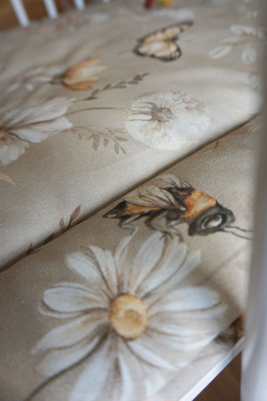 Boxkleed / Speelkleed - gouden weide bloemen op karamel | Matuu