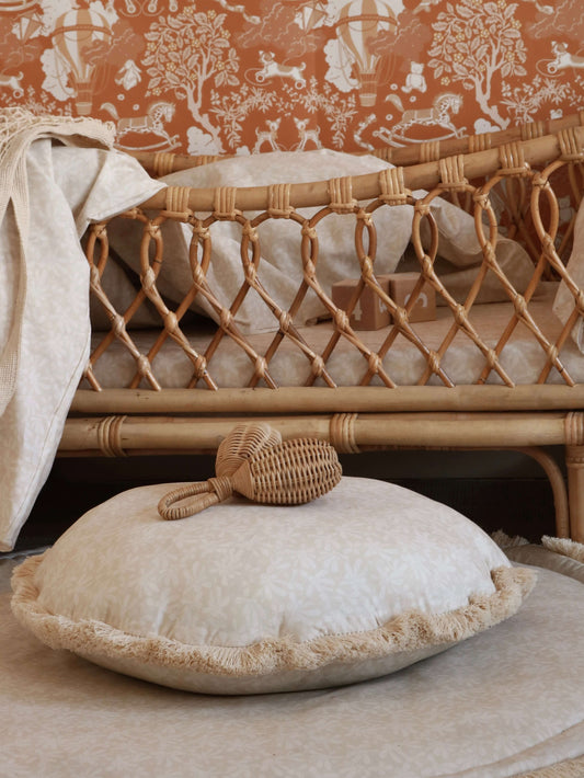 Matuu - Ecru barberries - round pillow