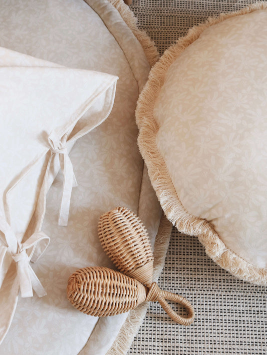 Matuu - Ecru barberries - baby play mat, round boxkleed