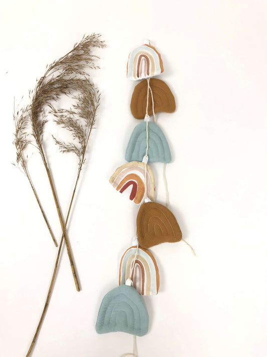 Matuu - The rainbows ( carmel & mint) - garland