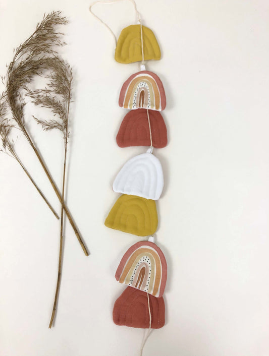 Matuu - The rainbows (dusty pink & mustard) - garland