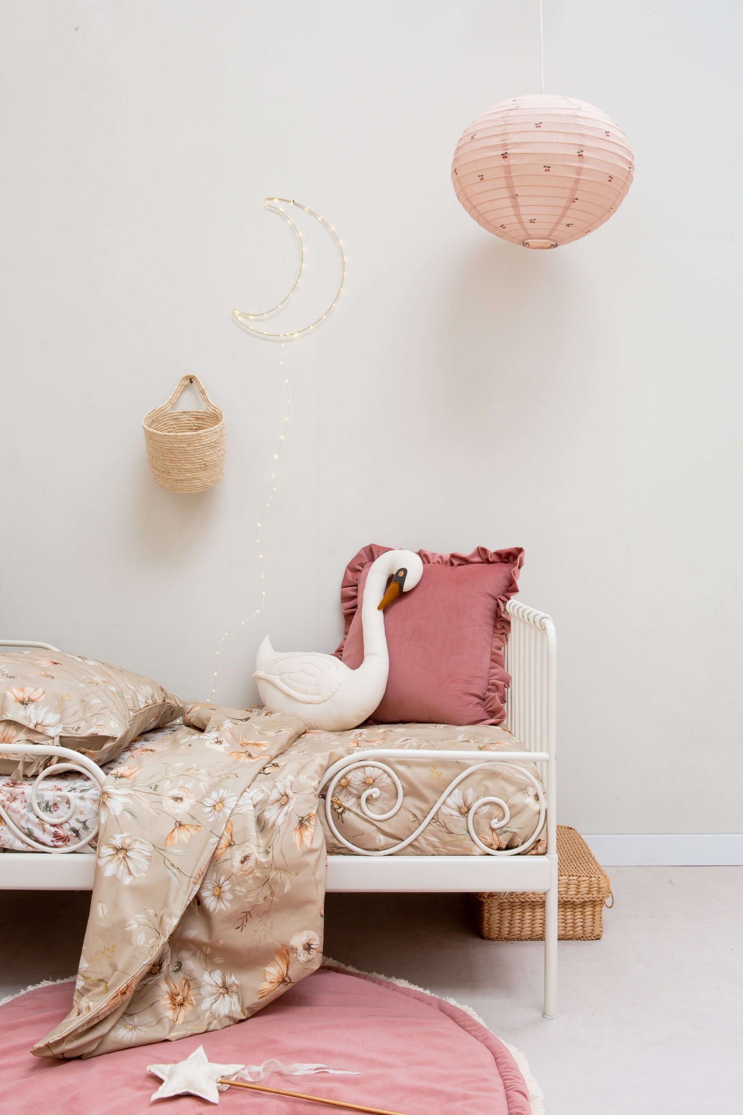 Beddengoed set | Dekbedovertrek and kussensloop - gouden weide bloemen op karamel | Matuu