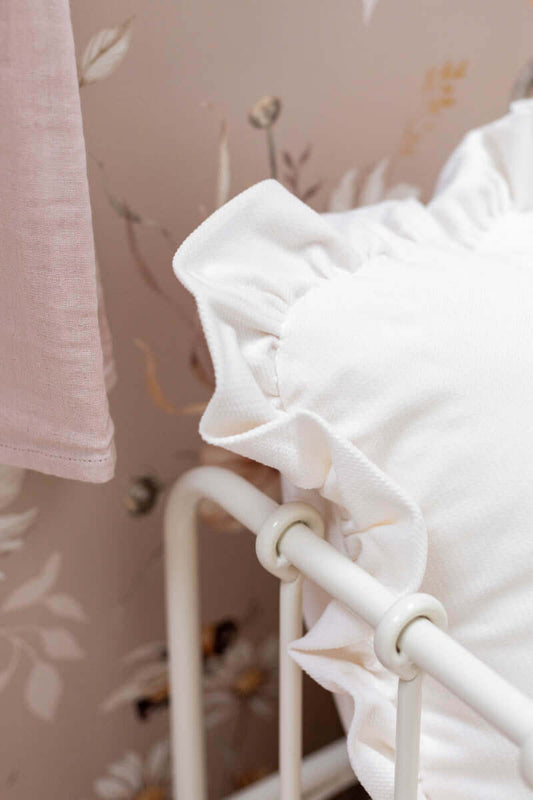 Matuu - Ecru square velvet pillow