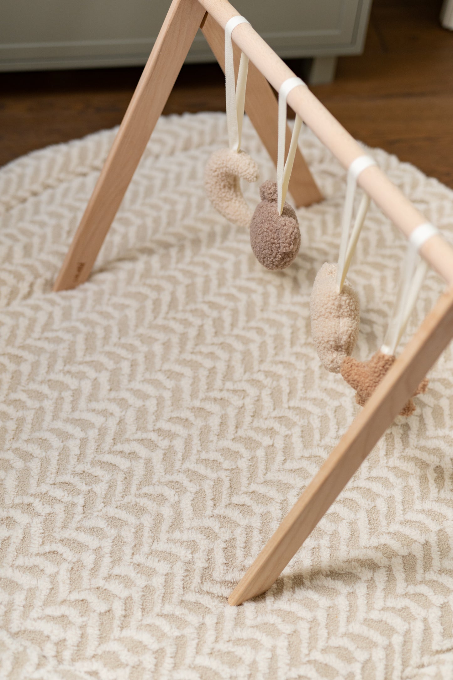 Creamy herringbone - Teddy baby speelkleed, boxkleed