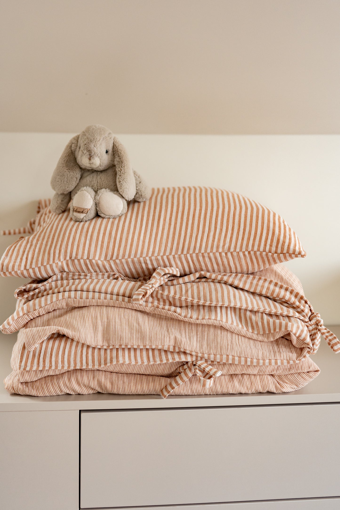 Beige Duo Stripes – Beddengoedset