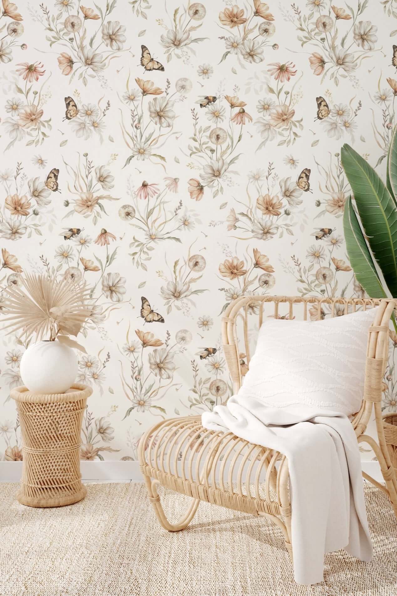  Behang - gouden weide bloemen op wit - grote bloemen patroon | Matuu