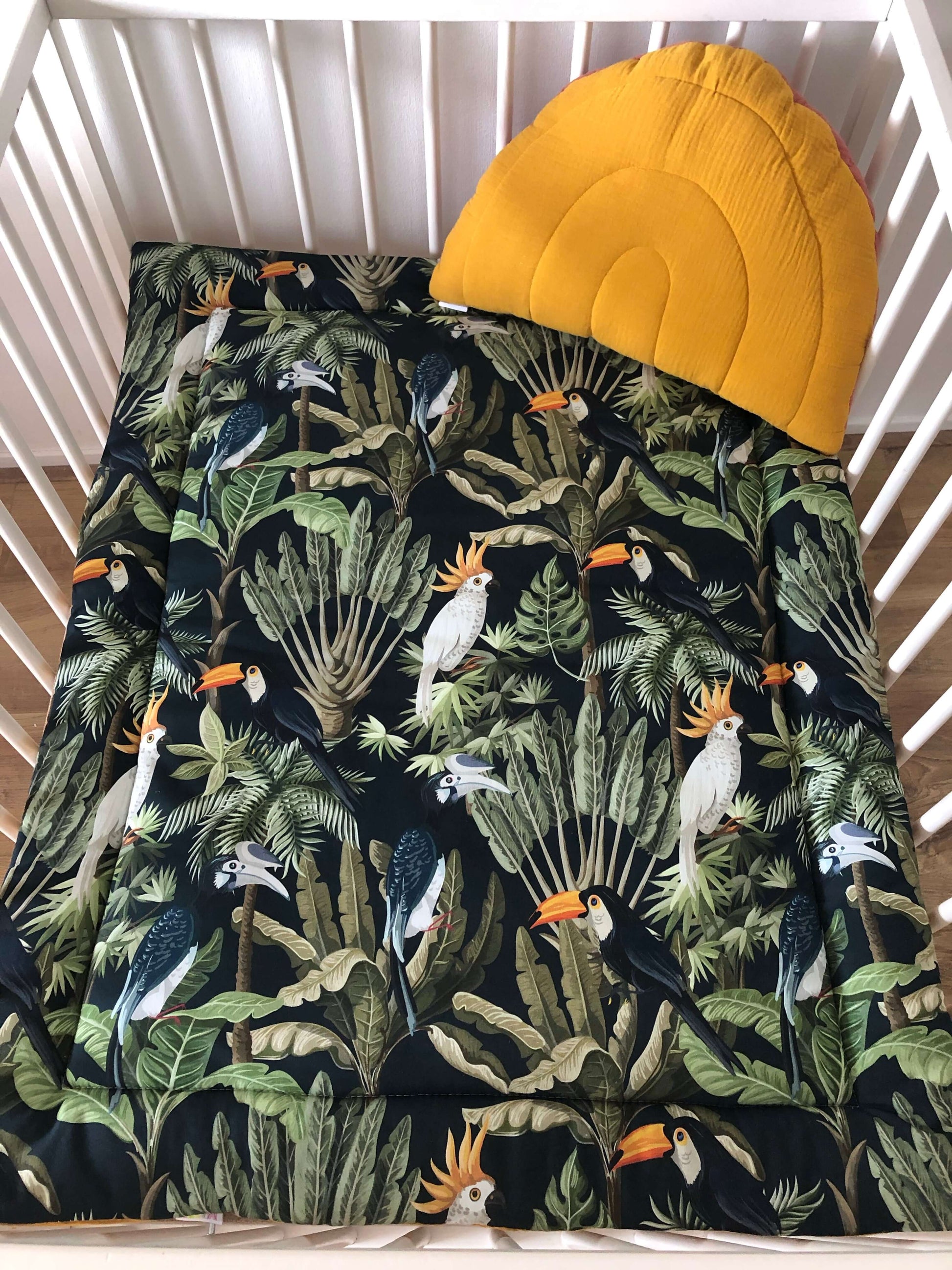 Matuu - THE TROPICAL FOREST & mustard - box rug (boxkleed), quilt baby blanket,play mat